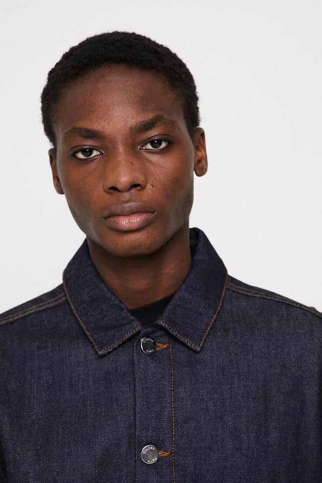 MEN / JACKET MANGA LARGA