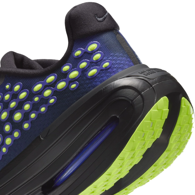 NIKE VOMERO PRM QS HOMBRE IR2168-002