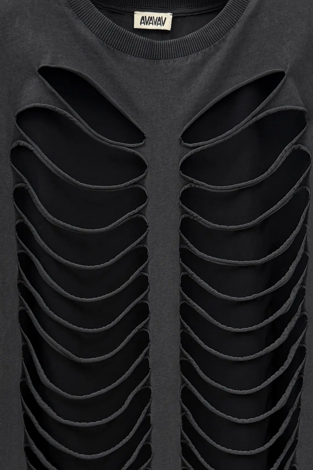 TIGER CUT-OUT DOUBLE LAYER T-SHIRT