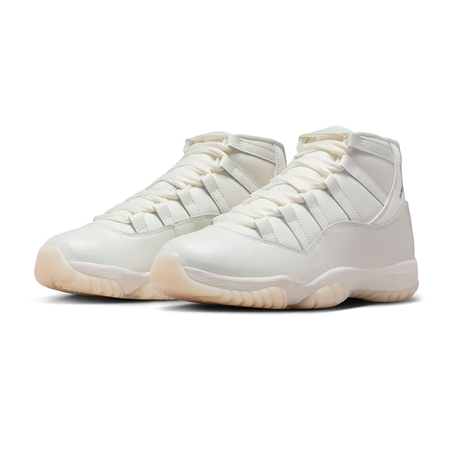 WMNS AIR JORDAN 11 RETRO MUJER AR0715-110