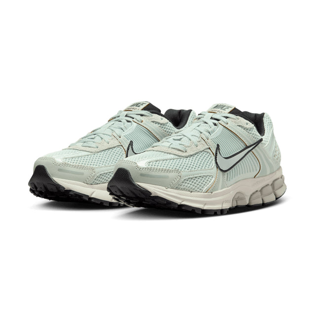 W NIKE ZOOM VOMERO 5 C.O.R. MUJER FN6742-001