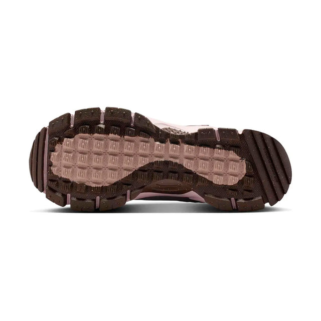 W NIKE ZOOM VOMERO ROAM MUJER HQ2181-501