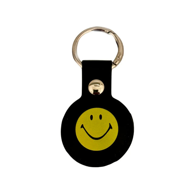 SMILEY AIRTAG HOLDER KEYCHAIN