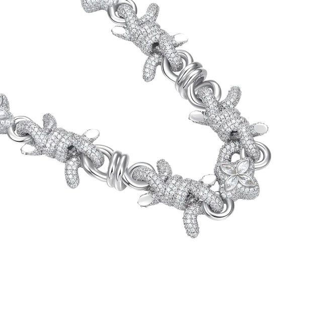 APORRO BARBED CLOVER CHAIN & WALLET CHAIN